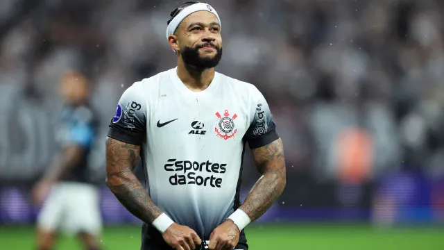 saiba-o-que-falta-para-o-corinthians-oficializar-renovacao-com-memphis-depay
