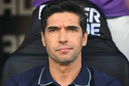 abel-ve-falta-de-cruzamentos-contra-o-atletico-mg-e-cobra-palmeiras