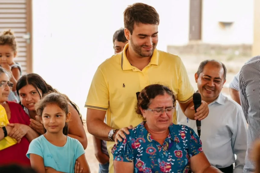 consultor-contesta-guimaraes-e-atribui-20-moradias-em-esperantina-a-atuacao-de-dorinha