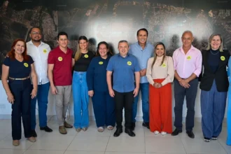 em-porto-nacional,-gaguim-une-prefeito,-vice,-ex-gestor-e-11-vereadores-em-apoio-ao-senado