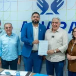 em-araguaina,-laurez-firma-compromisso-com-aciara,-prestigia-pre-candidatura-de-coletivo-petista-e-reune-se-com-jornalistas-e-movimentos-sociais