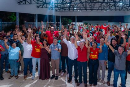 laurez-moreira-se-reune-com-liderancas-e-apoiadores-no-bico-do-papagaio