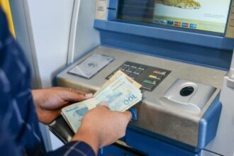 servidores-de-palmas-recebem-salario-nesta-sexta-feira;-folha-chega-a-r$-106-milhoes