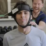 piloto-da-f1,-brasileiro-gabriel-bortoletto-viraliza-com-treino-de-pescoco