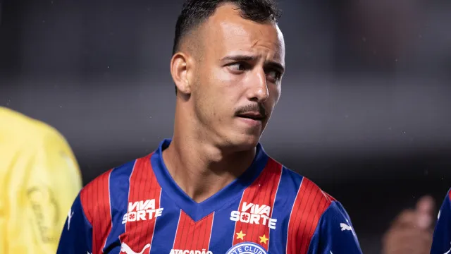 sao-paulo-fecha-com-novo-lateral,-mas-transfer-ban-‘congela’-outro-reforco