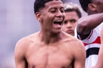 ex-jogador-da-base-do-sao-paulo-e-morto-a-tiros-aos-15-anos-durante-jogo