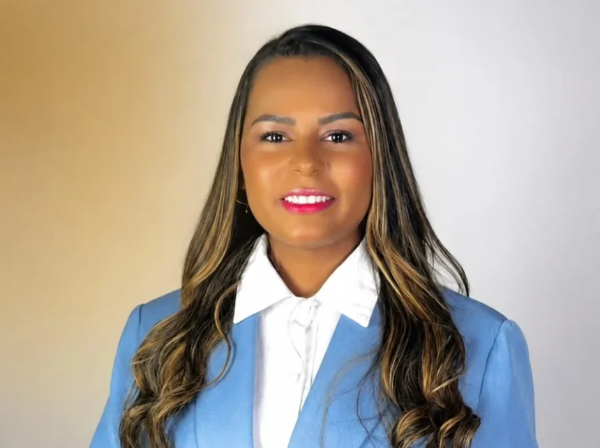 anne-karianny-moreira-assume-a-secretaria-de-comunicacao-de-porto-nacional