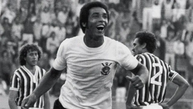 morre-geraldao,-artilheiro-do-corinthians-na-conquista-do-paulista-de-1977