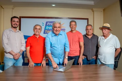 laurez,-mourao-e-silva-neto-registram-ata-na-justica-eleitoral;-coligacao-e-batizada-de-‘pra-frente-tocantins’