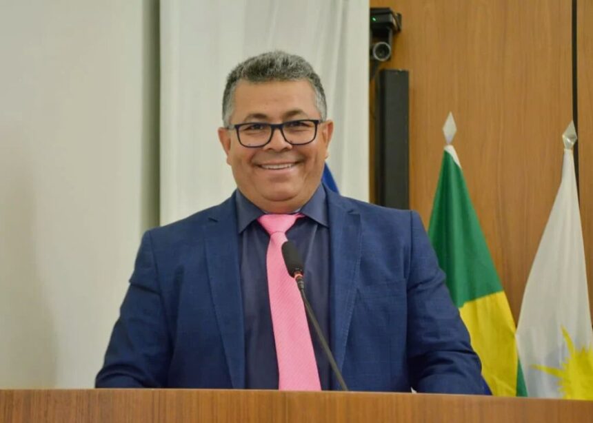 vereador-folha-presta-homenagem-aos-pais-e-destaca-a-forca-da-familia-como-base-da-sociedade