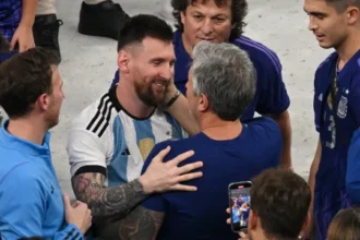 messi-quebra-o-silencio-apos-a-morte-do-pai:-“queria-te-dar-o-mundial-“