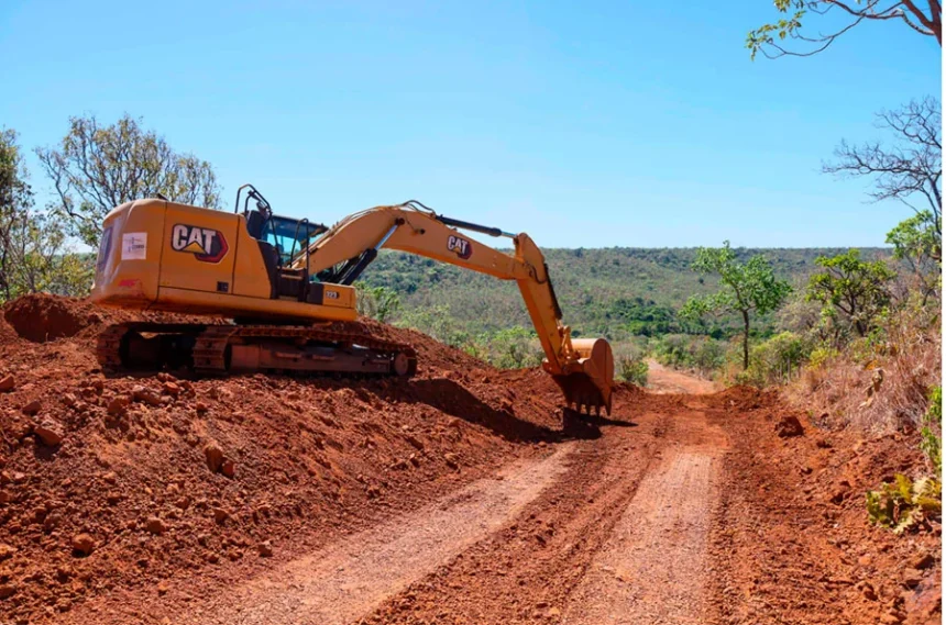 searme-intensifica-recuperacao-de-estradas-vicinais-da-zona-rural-e-prioriza-rotas-do-transporte-escolar