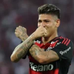 carrascal-desperta-no-flamengo-em-temporada-marcada-por-indisciplina