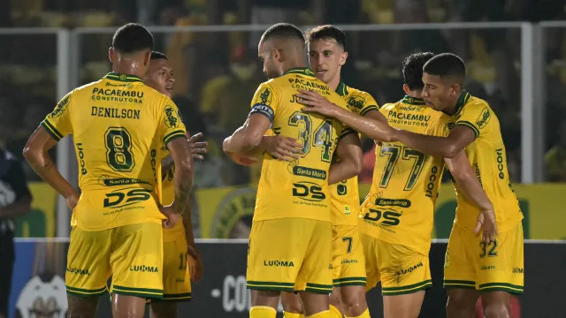 mirassol-desafia-altitude-e-o-retrospecto-da-ldu-por-vaga-historica-nas-quartas-da-libertadores