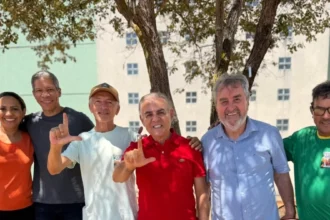 ao-lado-de-silva-neto-e-celio-moura,-paulo-mourao-faz-caravana-paralela-por-lula-no-bico-do-papagaio