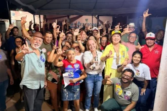 com-filha-do-presidente,-‘caravana-com-lula’-encerra-agenda-no-bico-do-papagaio;-lurian-exalta-katia:-“papel-fundamental”