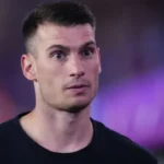 barcelona-anuncia-goleiro-que-foi-algoz-do-brasil-na-copa-de-2022