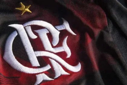 flamengo-anuncia-a-contratacao-do-atacante-anthony-valencia