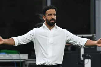 ruben-amorim-ja-convence-lendas-italianas:-“transformou-o-ac-milan…”