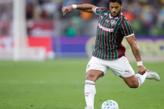 fluminense-bate-platense-com-brilho-de-hulk-e-se-aproxima-da-semi-da-libertadores