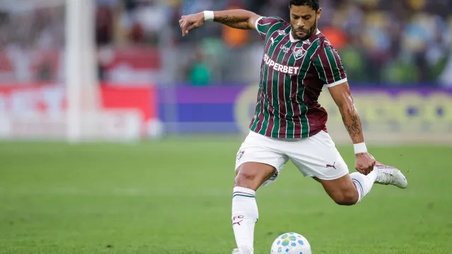 fluminense-bate-platense-com-brilho-de-hulk-e-se-aproxima-da-semi-da-libertadores