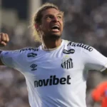 santos-supera-o-atletico-mg-na-vila-e-fica-perto-da-semifinal-da-sul-americana