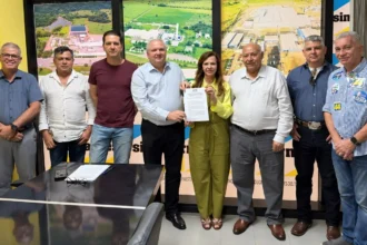 em-reuniao-com-sindicarnes,-dorinha-seabra-promete-seguranca-fiscal-e-apoio-a-novos-mercados-para-a-carne 