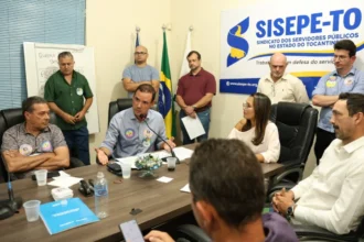em-reuniao-com-o-sisepe,-vicentinho-junior-garante-respeito-a-direitos-adquiridos-e-prioridade-a-planos-de-carreira