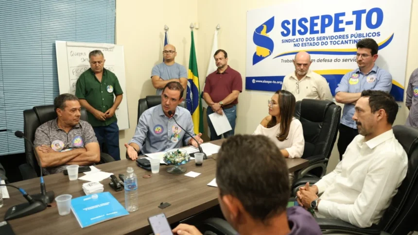 em-reuniao-com-o-sisepe,-vicentinho-junior-garante-respeito-a-direitos-adquiridos-e-prioridade-a-planos-de-carreira