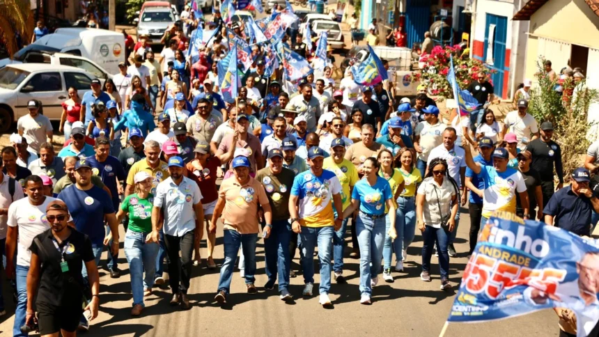 em-porto-nacional,-vicentinho-junior-faz-caminhada-no-comercio-e-defende-obras-de-infraestrutura