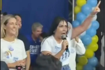 em-off-|-em-xambioa,-janad-dispara-contra-prefeito-mayck-e-vereadores,-com-ex-prefeita-patricia-e-atual-vice-no-palanque