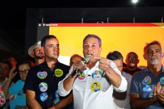 luxemburgo-convoca-indecisos-e-defende-renovacao-das-vagas-do-tocantins-no-senado