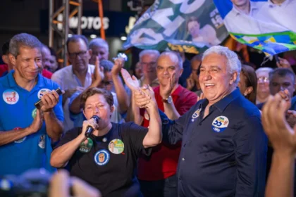 laurez-moreira-leva-caravana-a-gurupi,-inaugura-comite-e-destaca-gestao-como-prefeito-para-defender-candidatura-ao-governo-estadual