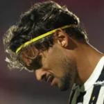 gustavo-scarpa-usa-sua-influencia-para-incentivar-a-leitura
