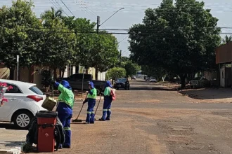 prefeitura-de-palmas-reduz-jornada-de-trabalhadores-da-limpeza-urbana-devido-ao-calor-intenso-durante-estiagem