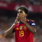 espanha-goleia-croacia-por-4-a-1;-inglaterra-vence-a-primeira