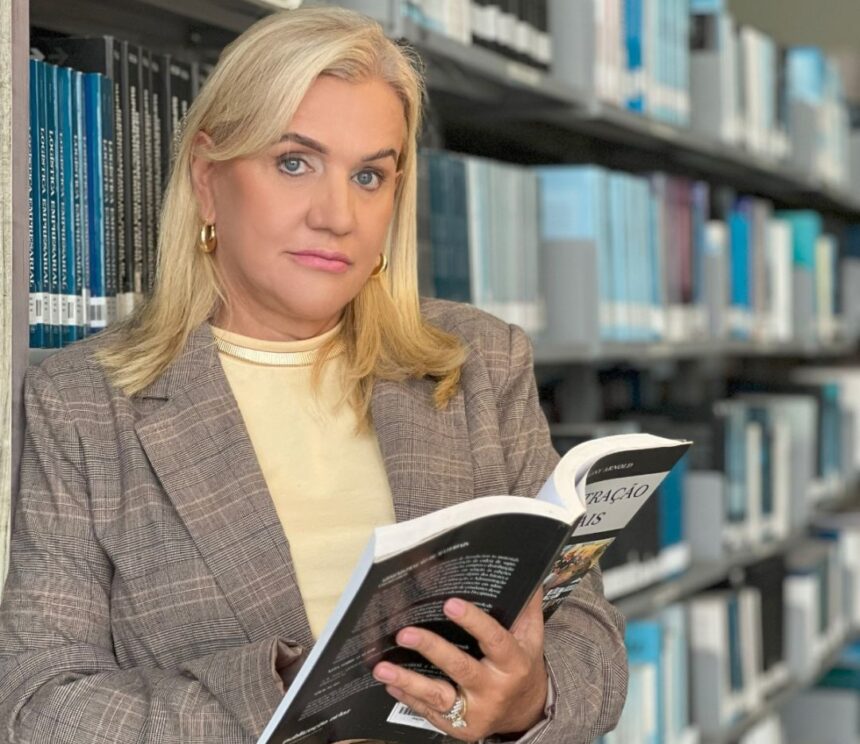 dra.-angela-da-facit-destaca-forca-da-educacao-e-homenageia-professores:-“sao-eles-que-transformam-vidas-e-constroem-o-futuro”